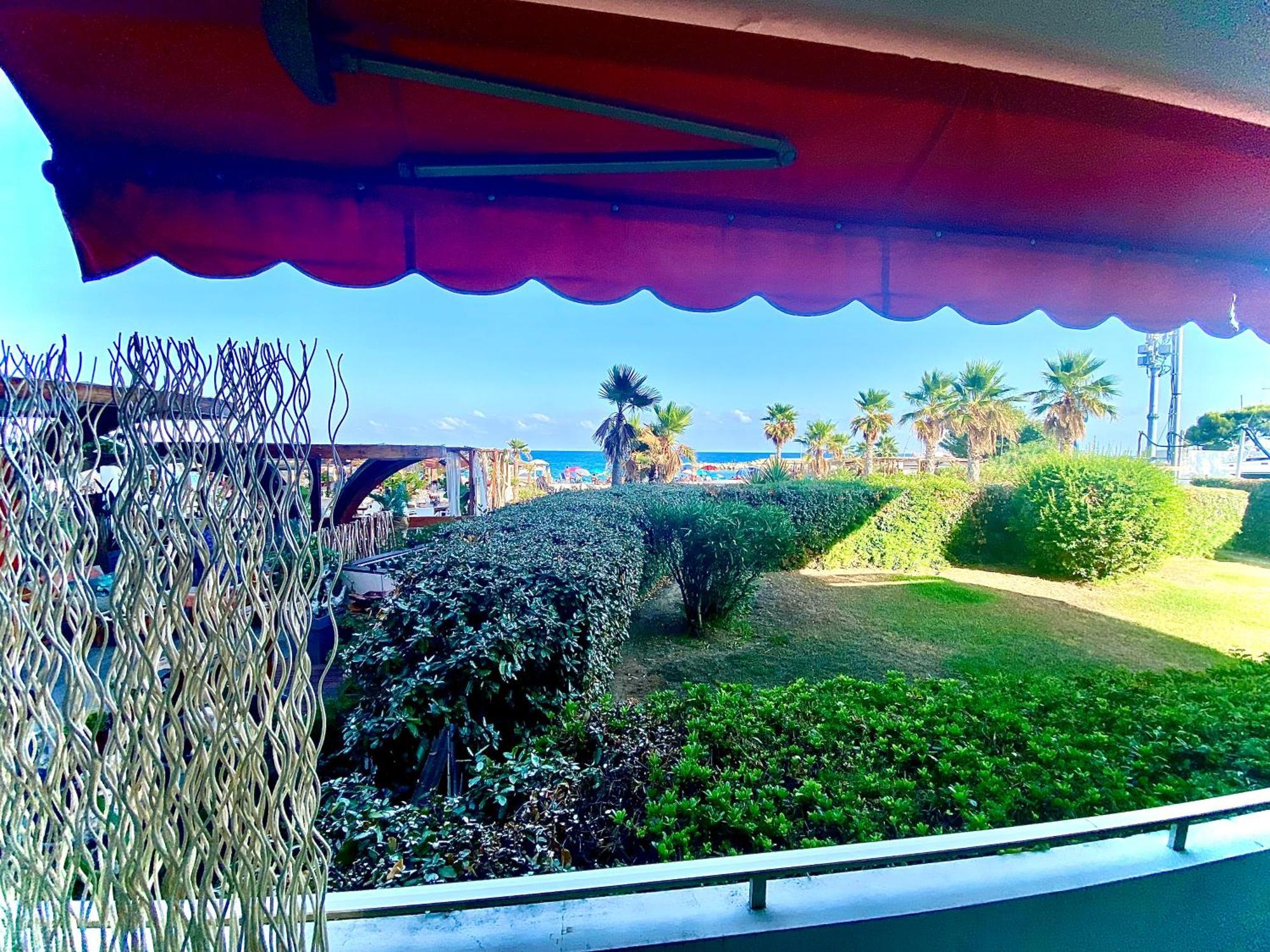 Studio Front De Mer A 10Metres De La Plage Villeneuve-Loubet Buitenkant foto